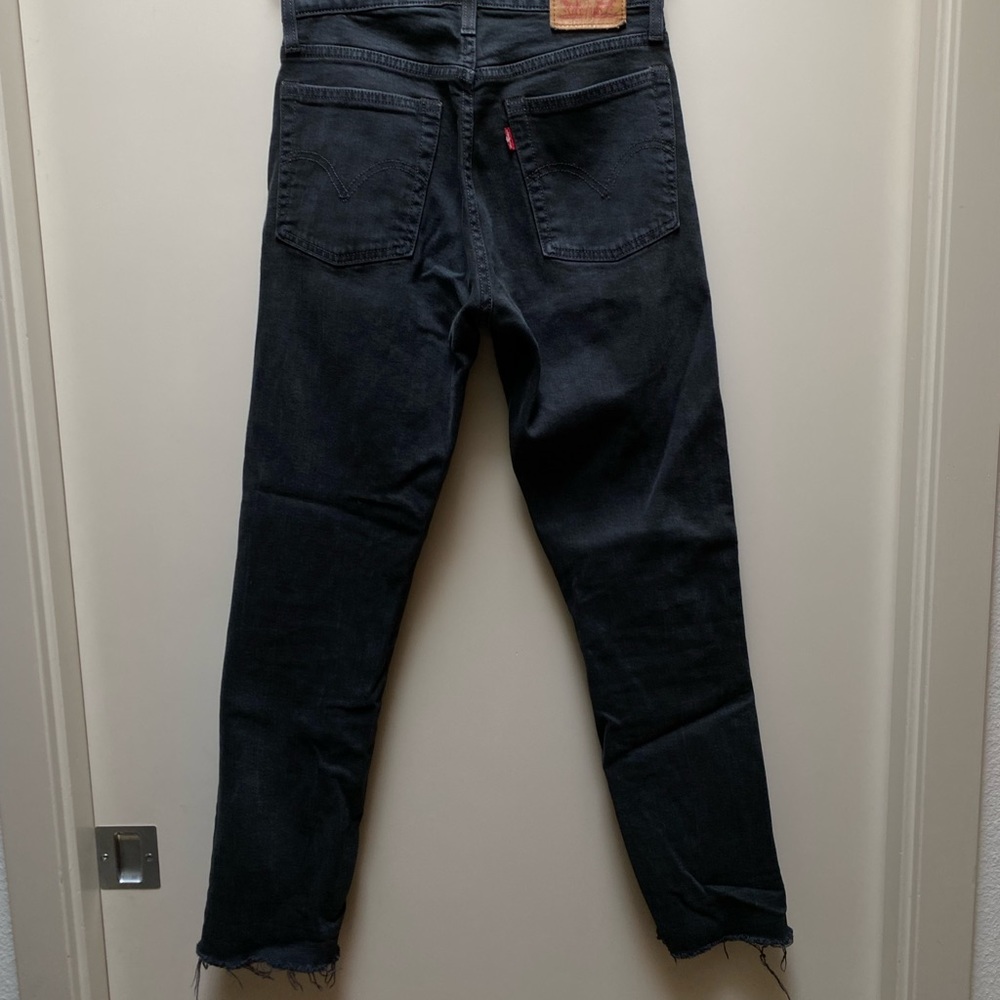 Black Levi’s jeans